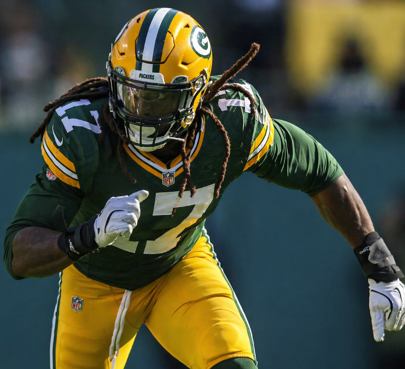 Just 3 hours after the crucial meeting, Adam Schefter confirms the Packers have completed the “most surprising” deal — signing a contract with the NFL’s top EDGE with 3x Pro Bowl, only one step left: the physical