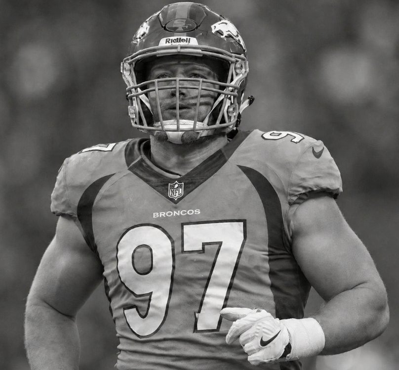 Grief Engulfs Empower Field at Mile High: Former Broncos DE Passes Away at Age 35, Leaving Unbearable Pain for Denver Fans - The Super Bowl Dream That Never Came True with Broncos Can Never Be Realized