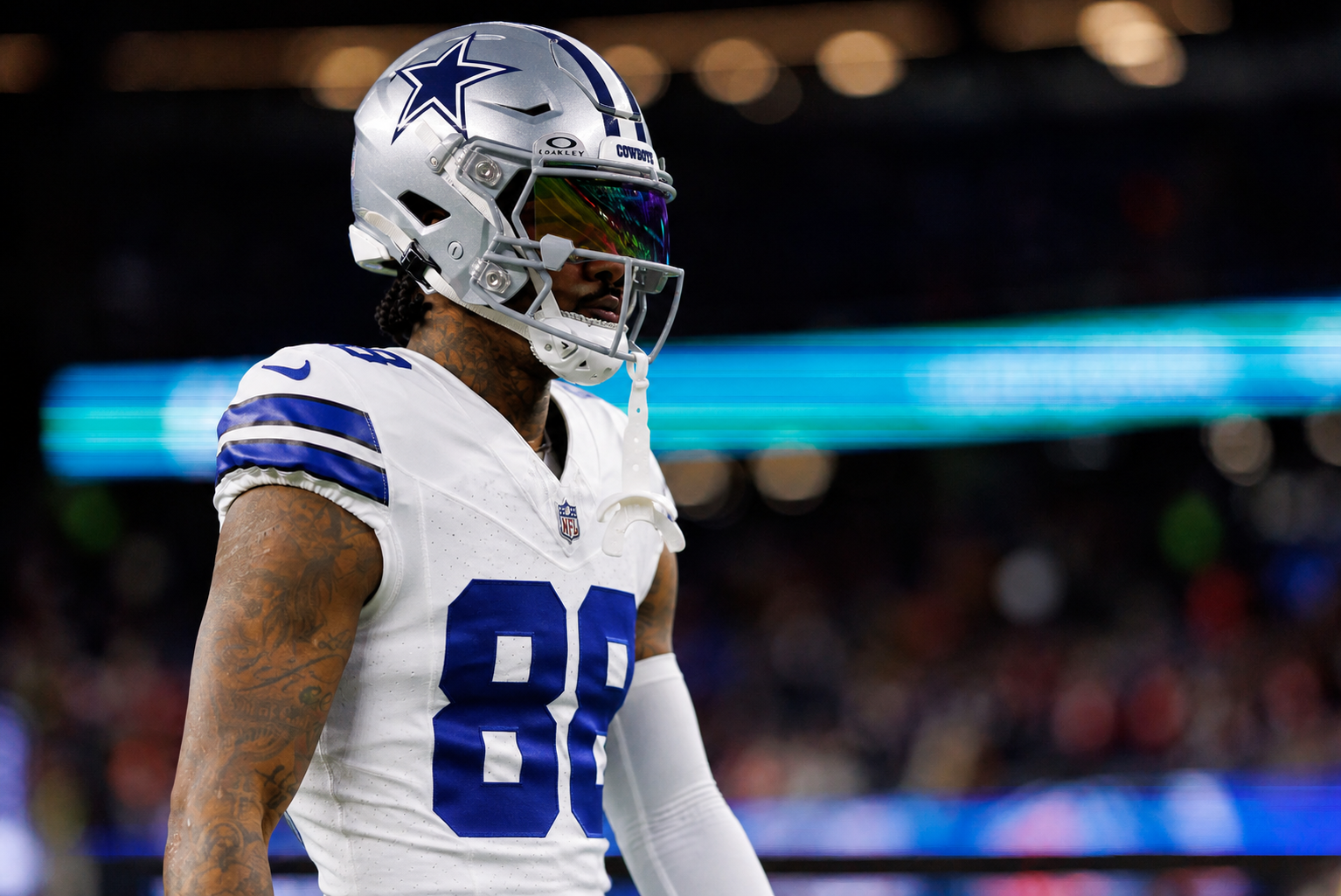 Just 12 Hours After The Dallas Cowboys Pulled Off A Shocking "Heist" Of A Veteran Star That Left The Entire NFL Stunned — Jerry Jones Has Officially Acquired A Game-Changing Superstar. The NFL Is Witnessing A Historic Seismic Shift
