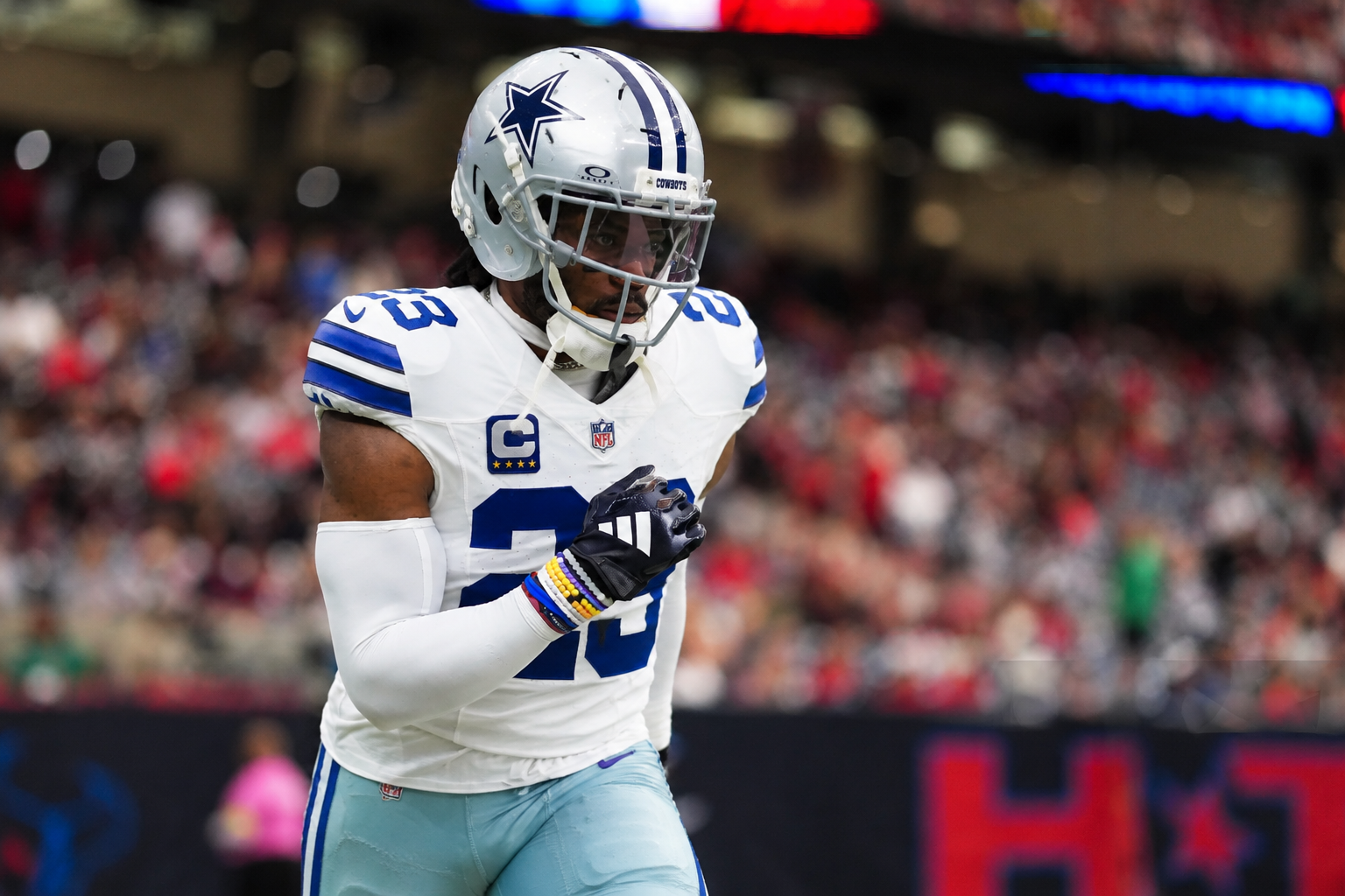Just 1 Day After Being Released, Former Pro Bowl CB From the Indianapolis Colts Expressed Interest in Joining Dallas Even on a Short Term Cheap Deal — The Cowboys’ Official Decision on the Potential Move Left Fans Shocked