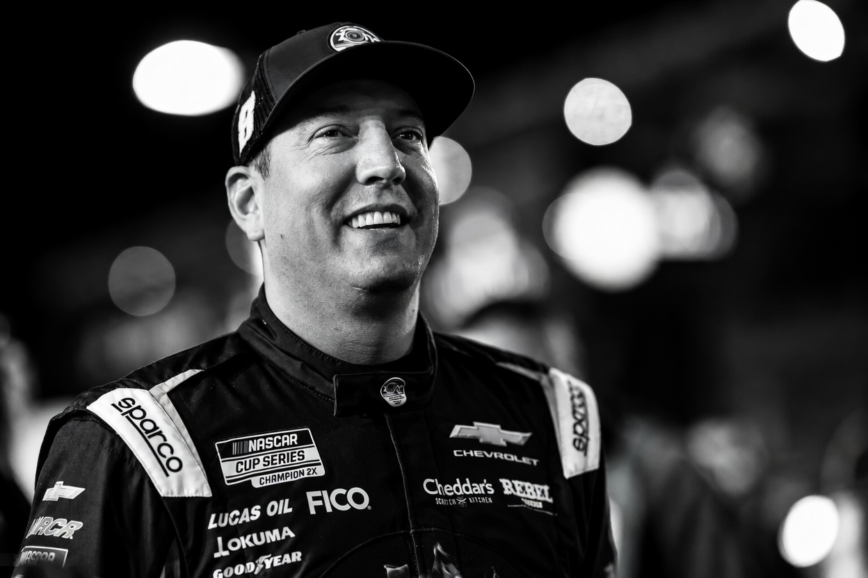 Cowboys Nation Mourns the Sudden Passing of NASCAR Legend and Lifelong Dallas Fan at 41 Following Serious Illness: Millions of Fans Still Remember His Promise to Use Prize Money Helping Struggling Families Attend NFL Games