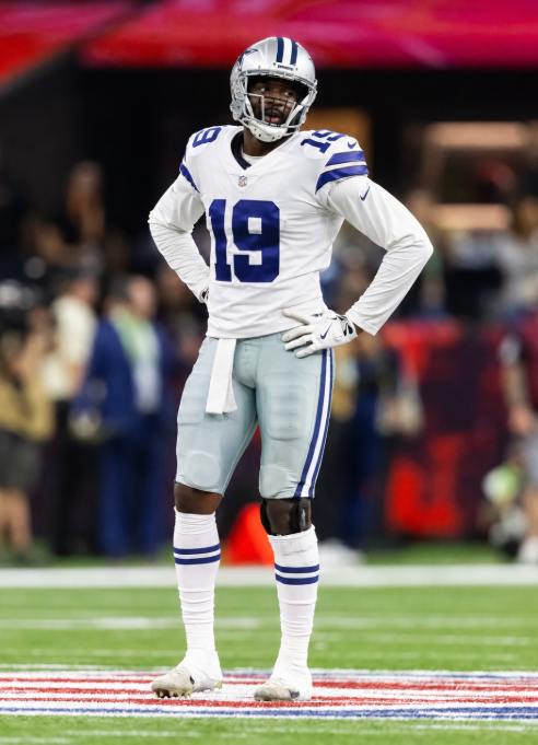 12-Sack Pro Bowl Edge Rusher Stuns NFL by Announcing Desire to Join the Dallas Cowboys — Willing to Take Pay Cut Just to Win Super Bowl Ring Before Retirement