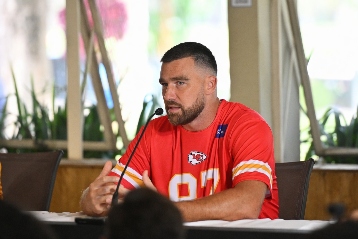 Travis Kelce Snaps at Chiefs Rookie RB for Complaining About OTA Workload