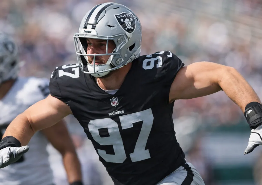 Just 6 Hours After Contract Talks Collapse With an Elite Pass Rusher, Raiders Shock NFL by Landing the Most Resilient Veteran Edge Threat on the Market: 5-Time Pro Bowler With 77 Career Sacks