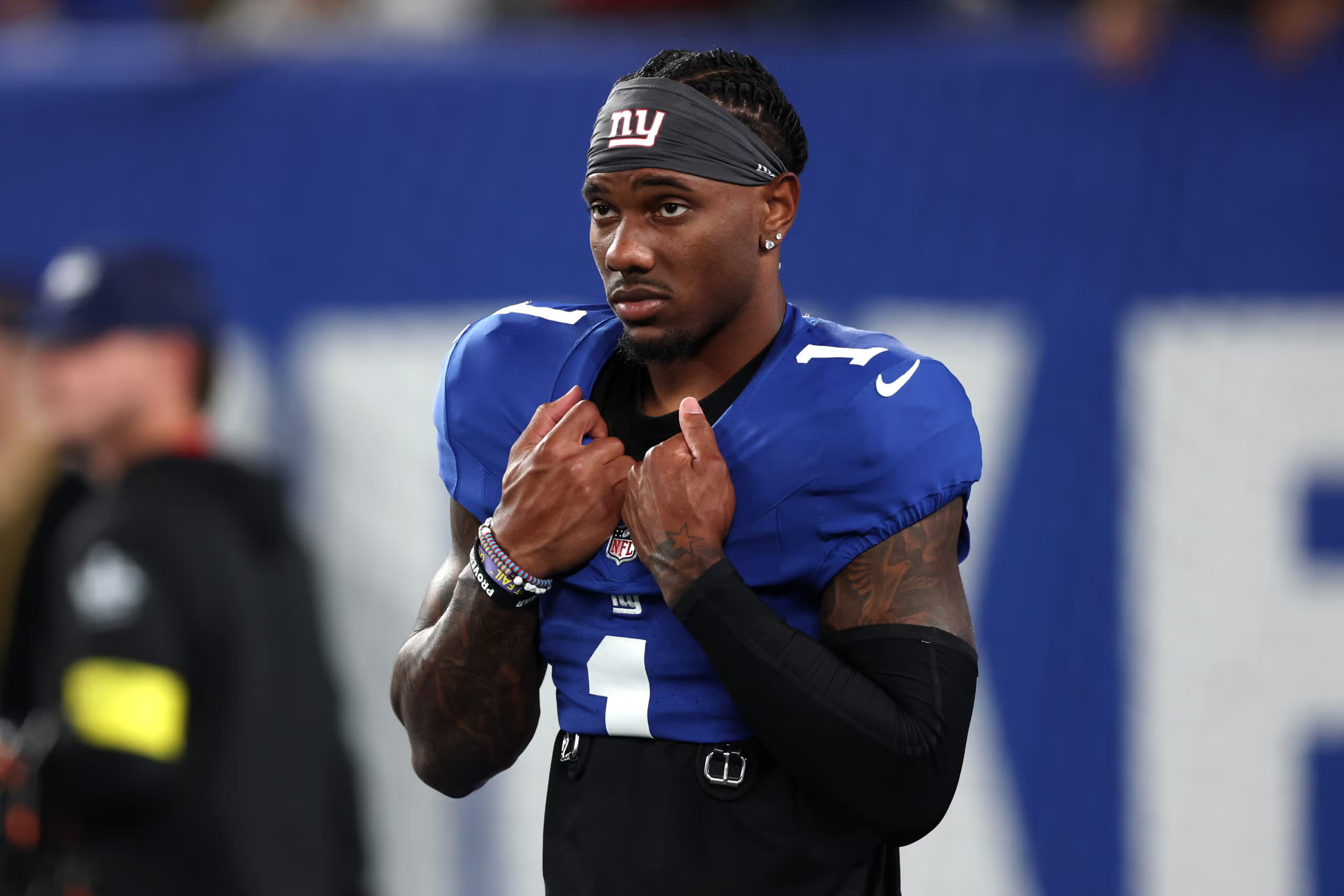 Just three hours after the Patriots sent an “irresistible” trade package, Malik Nabers sent shockwaves through the NFL by declaring he is willing to sacrifice financially to commit long-term to the Giants — reaffirming his lifelong commitment to New York.