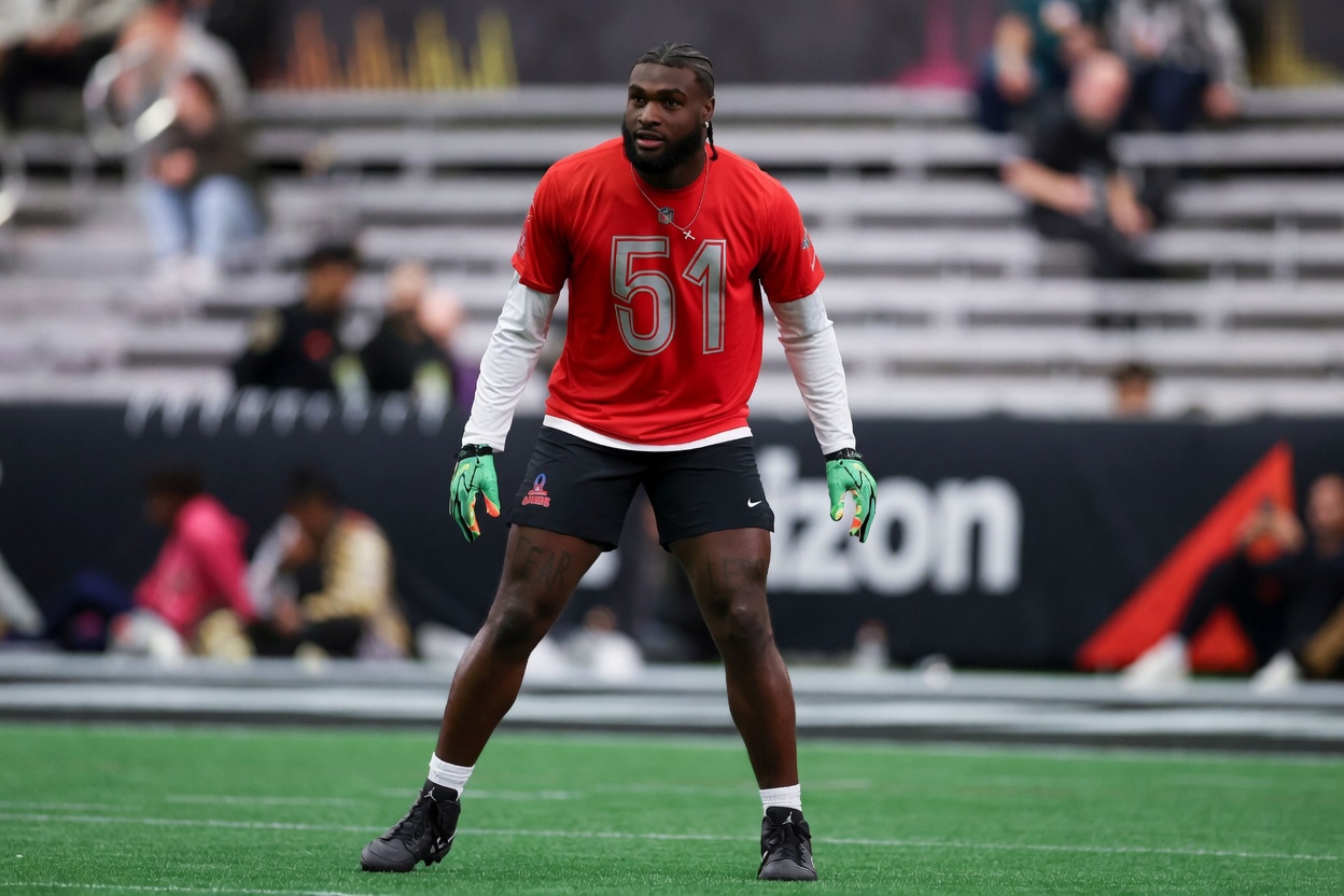 Reports Coming Out of Offseason Activities Suggest All-Pro Defensive End Will Anderson Jr. Delivered a Fiery Message Toward a Rookie Member of the Houston Texans After Frustration Reportedly Surfaced Regarding the Team's Demanding Training Intensity
