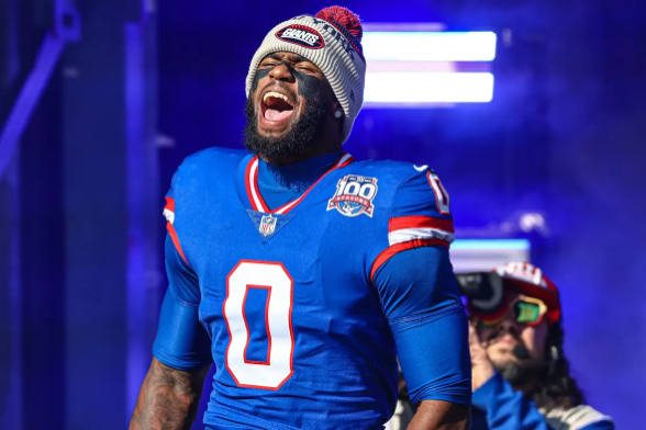 Giants Linebacker Superstar Pledges Support for New York Youth, Showing Leadership Beyond Football