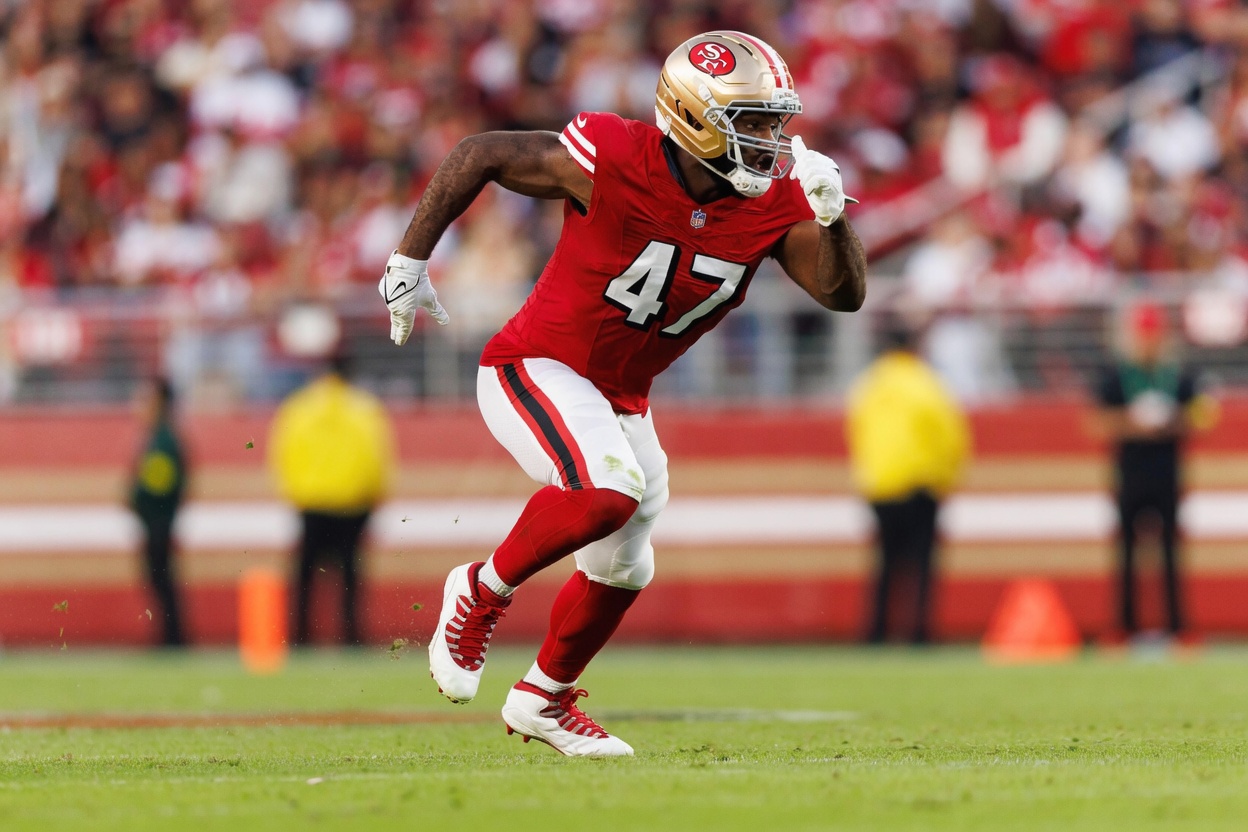 After His Desire to Return to the 49ers Was Not Fulfilled, Instead of Reacting with Anger or Resentment, the Former Player Chose to Retire and Join the San Francisco Police Department to “Wear 49ers Colors Once Again.”