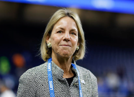 Heart-Warming: Detroit Lions Launch Groundbreaking Three-Year Support Program for Released Players, Affirming the Meaning of “Once a Lion, Always a Lion”