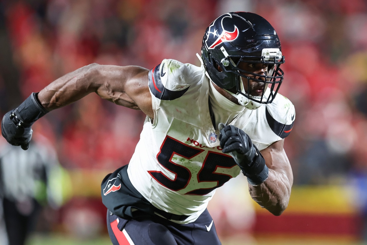 $100 Million? Keep It. 5× Pro Bowl Texans Star Turns Down Massive Offers From Chiefs and Eagles, Chooses Loyalty Over Money and Hopes to Retire in Houston