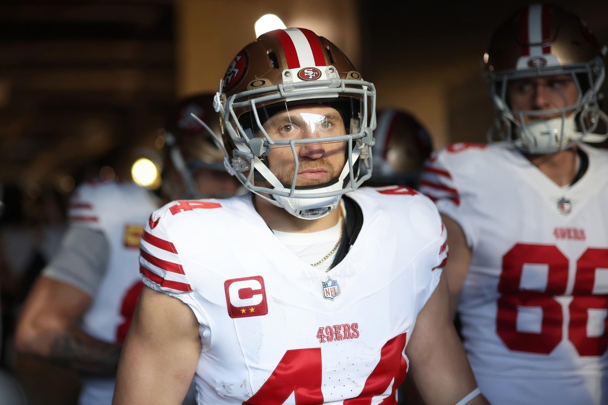 San Francisco 49ers Icon “Returns Home” After Remarkable NFL Journey, Signs One-Day Contract to Retire in 49ers Colors at Age 35 as Playoff Hopes Fade Away