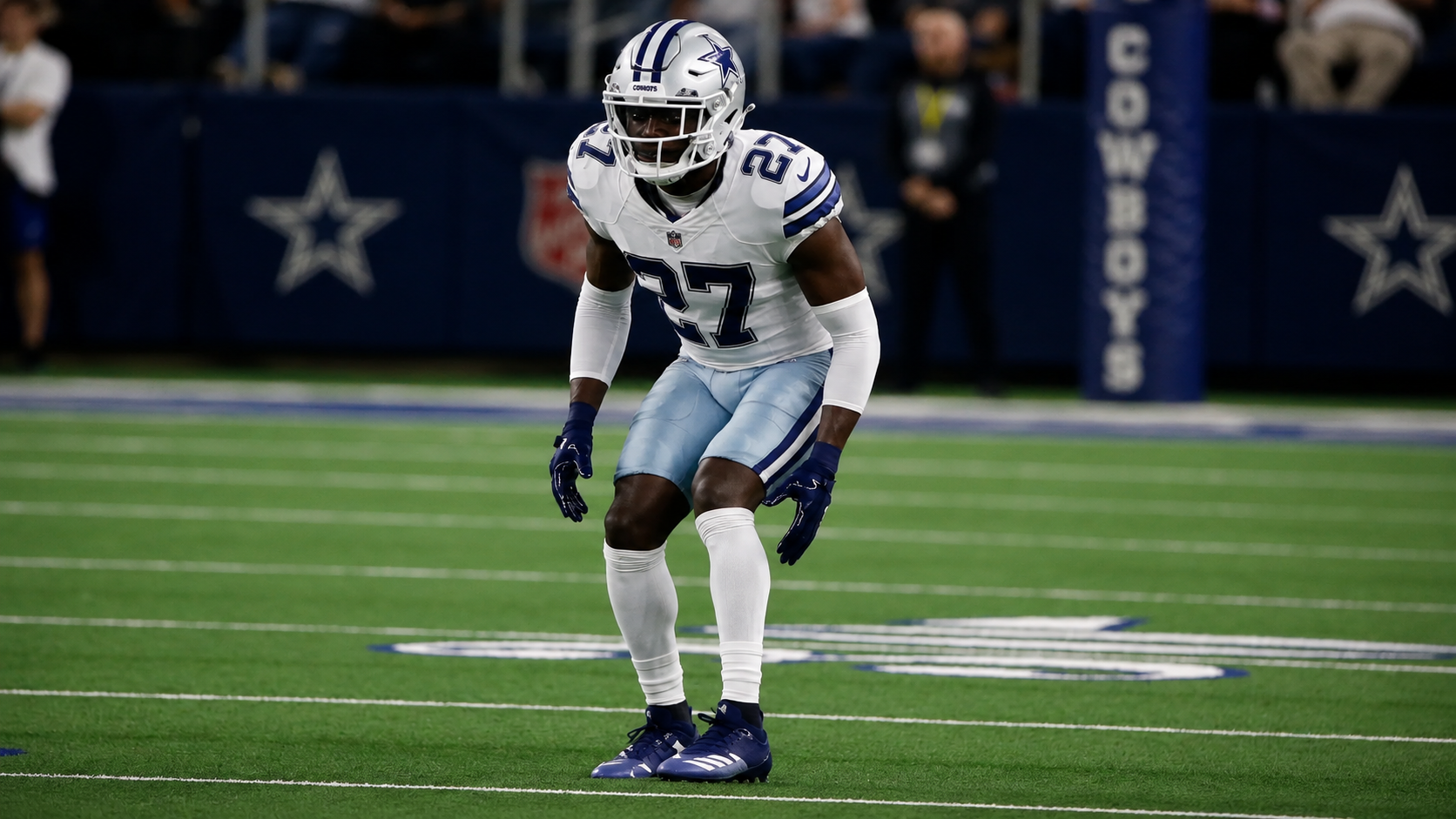 Former Cowboys CB Regrets Leaving Dallas, Warns Rising Stars to Think Twice Before Chasing Money