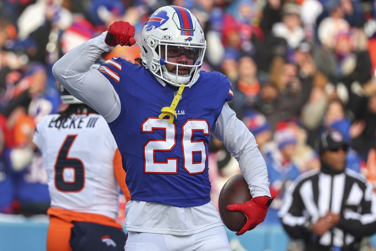 Bills Veteran Rejects Patriots' Active Roster Offer, Chooses to Stay in Buffalo and Wait for His Opportunity