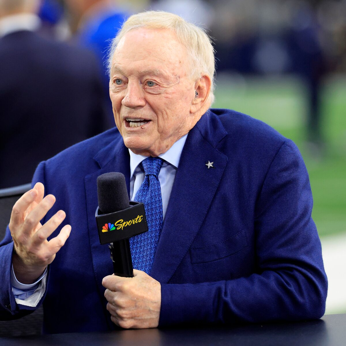 Jerry Jones Delivers Strongest Promise Yet to Cowboys Nation After Defensive Collapse: “We’re Bringing a Championship Back to Dallas”