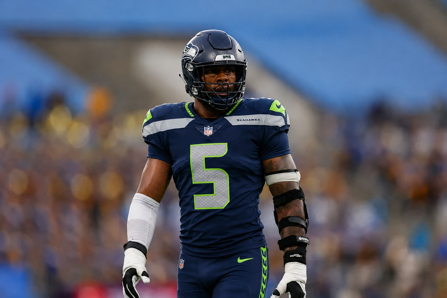 Seahawks Receive Intriguing Trade Message on Giants’ Former 11.5-Sack Breakout Star as Seattle Eyes Potential Defensive Upgrade