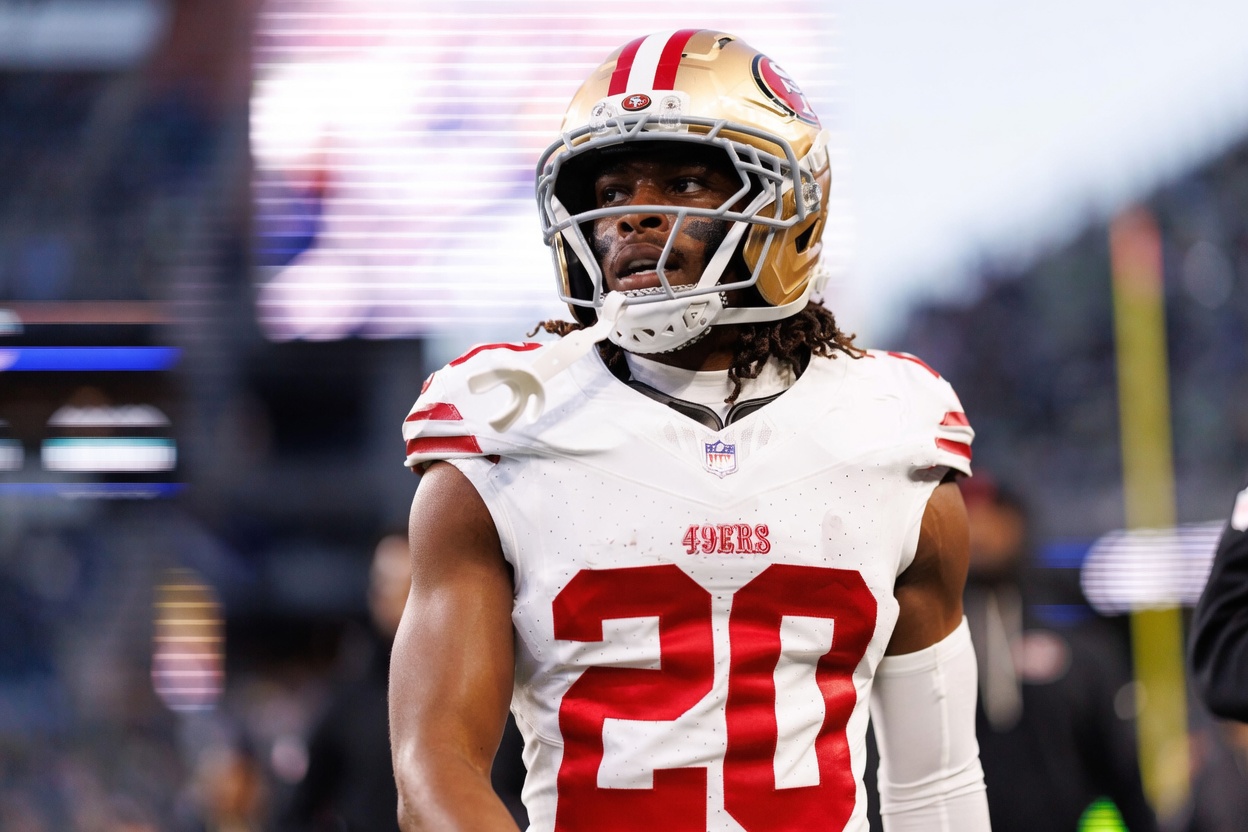 49ers Rookie Upton Stout Shares Awe for Fred Warner After One Year in San Francisco