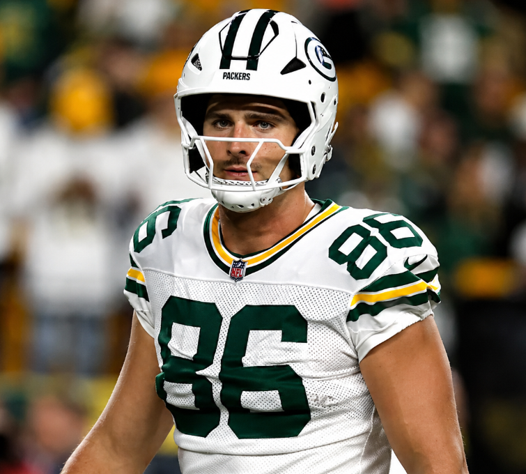 Former Green Bay Star Draws Attention by Begging for a Second Chance with the Packers Amid the Team's Crisis in Tight End Depth - A Sincere Plea, Along with the Circumstances, Forces the Front Office to Consider