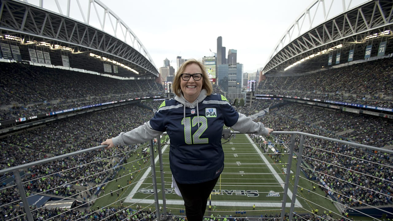 TRENDING: Seahawks Owner Jody Allen Announces $12 Ticket Day at Lumen Field, Giving Thousands of Low-Income Families a Chance to See the Seahawks Live for the First Time — Fans Call It One of the Most Generous Gestures in Team History
