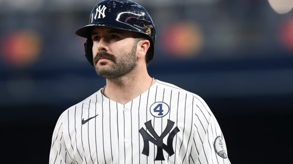 Cashman Keeps Ignoring The Yankees Most Obvious Catcher Problem