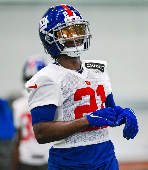 Giants’ $54 Million DE Shocks NFL with Future Deal with Broncos – Publicly Admits He’s No Longer in Giants' Long-Term Plans