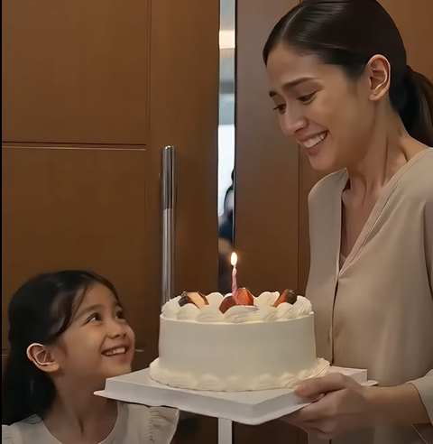 172A Pinili Niyang Ipagpalit ang Kaniyang Pamilya… Pero Ang Sumunod ang Pinakamasakit na Parusa sa Buhay Niya!