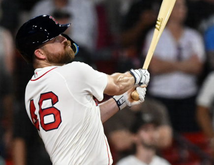Just 7 Hours After Joining the White Sox, Gold Glove Winning Catcher Sends Bitter Message to Boston, Reveals Adley Rutschman Was the Reason He Had to Leave