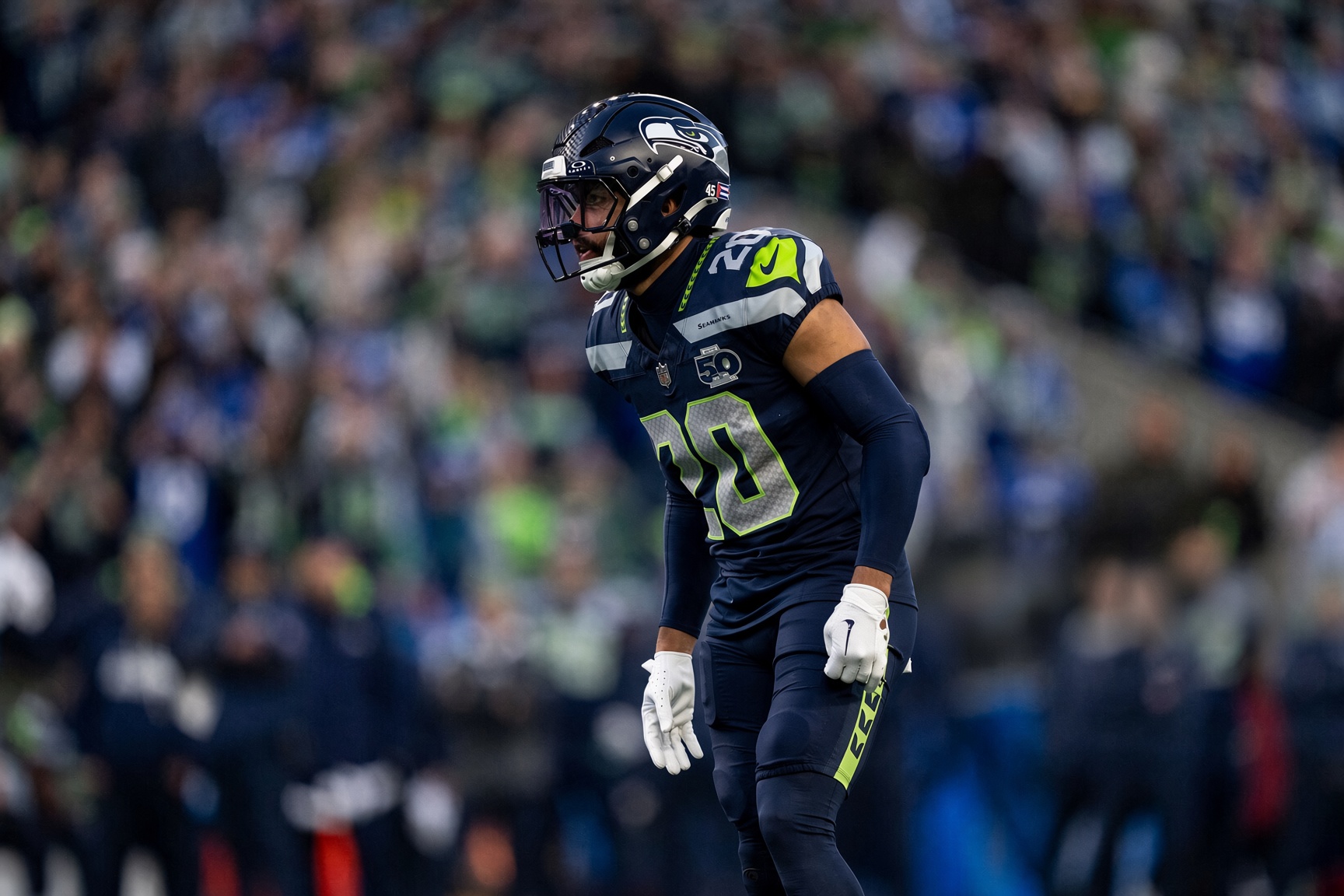 Just Three Hours After Learning He Was No Longer Part of the Seahawks’ Long-Term Plans, a Veteran Seattle Safety Shocked the NFL by Offering to Take a Pay Cut Just to Stay With the Team — “I Don’t Want to Leave Seattle.”
