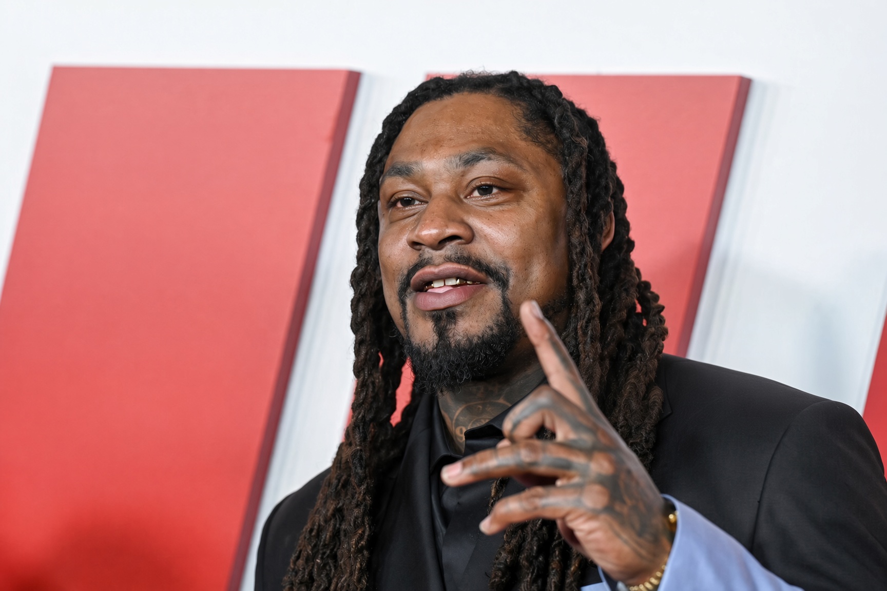 HOT: Marshawn Lynch Returns to Seattle Seahawks as Co-Owner — A Legendary Reunion That Redefines the Team’s Future