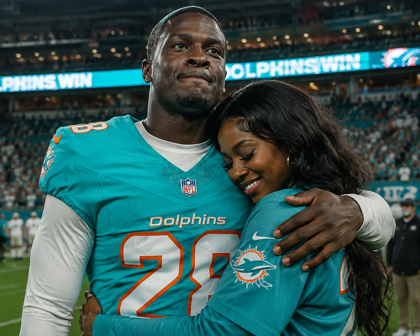 Miami Dolphins Star De'Von Achane Addresses Engagement Backlash: “I See the Soul, Not the Color”
