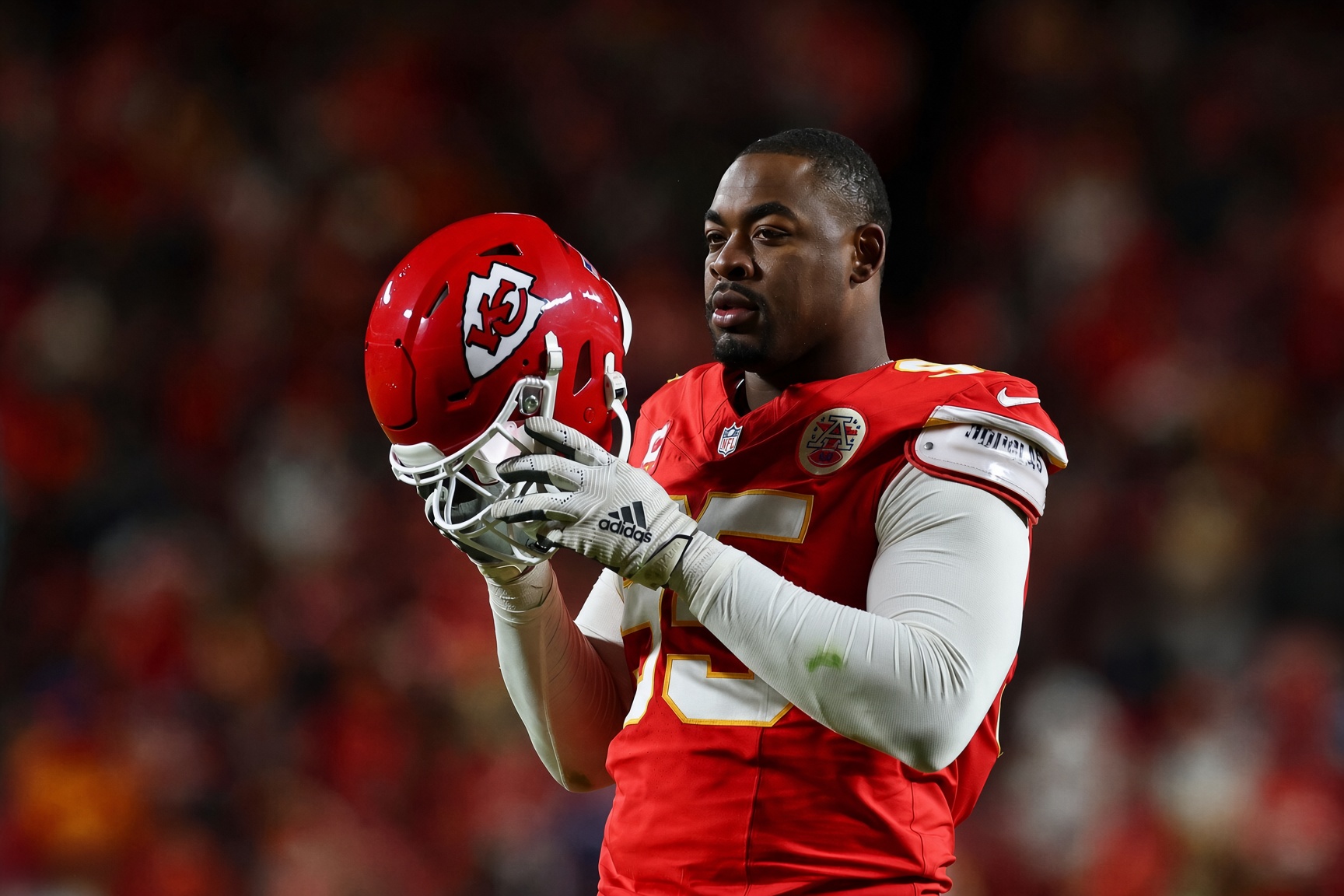 Just Three Hours After Learning He Was No Longer Part of the Chiefs’ Long-Term Plans, a Veteran Kansas City Defensive Lineman Shocked the NFL by Offering to Take a Pay Cut Just to Stay With the Team — “I Don’t Want to Leave Kansas City.” 