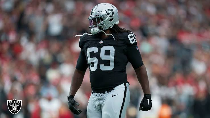 Just Three Hours After Learning He Was No Longer Part of the Raiders’ Long-Term Plans, Veteran Las Vegas Defensive Lineman Adam Butler Shocked the NFL by Offering to Take a Pay Cut Just to Stay With the Team — “I Don’t Want to Leave Las Vegas.”