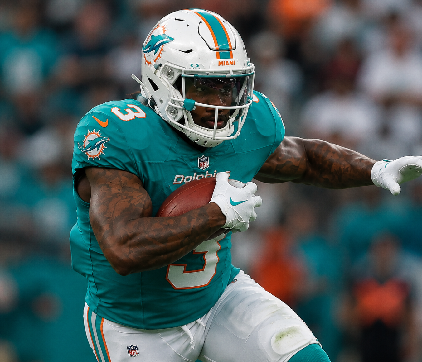Just Hours After Being Released by the Vikings, Dolphins Complete $8 Million-Plus Deal With Young Super Bowl Champion Running Back