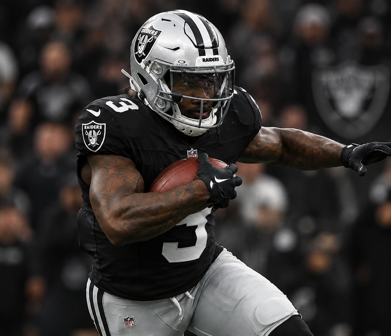 Just Hours After Being Released by the Vikings, Raiders Complete $8 Million-Plus Deal With Young Super Bowl Champion Running Back
