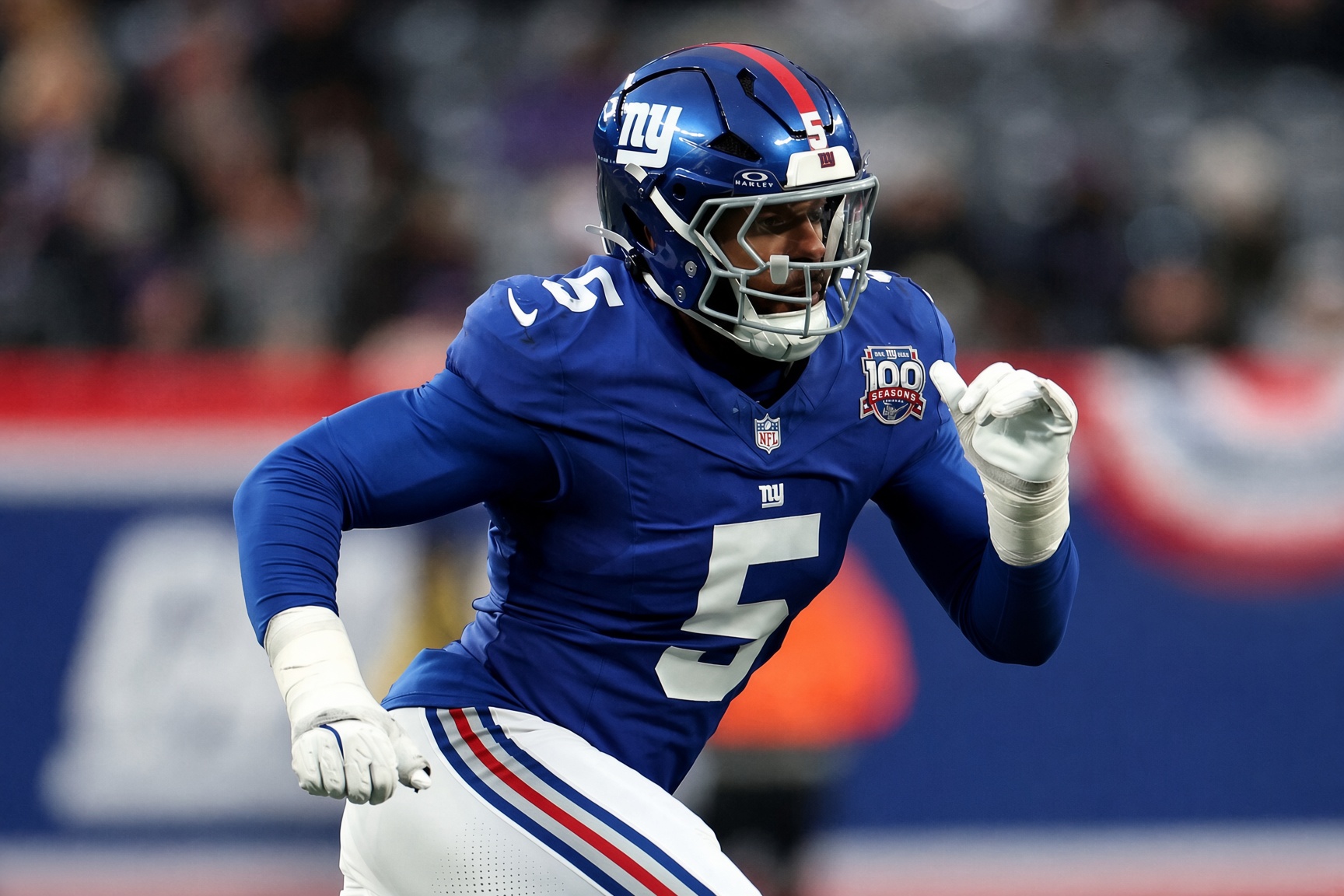 Giants Reportedly Finalizing Trade Sending Top Edge Rusher to New England Patriots for 2027 Second-Round Pick