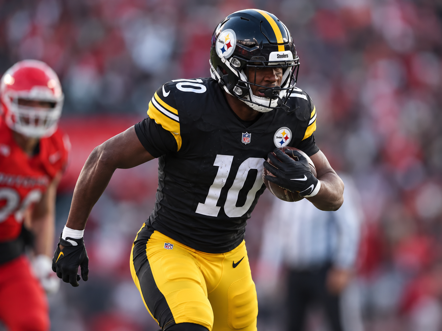 Steelers “Rescue” $25 Million Safety From Tennessee Titans — 2025 First-Team All-American Gets New Life After Injuries Derailed His Rise