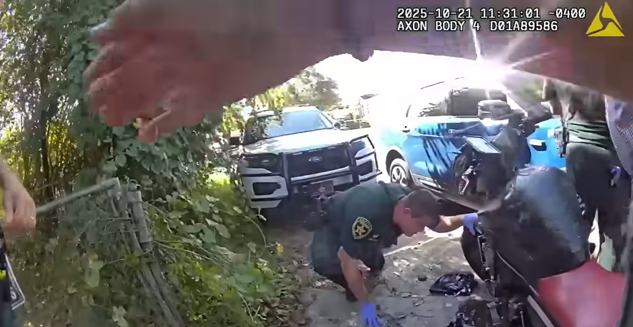 Florida Deputy Tases Suspect Trying to Flee on Stolen Motorcycle