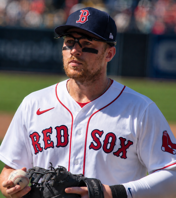 Just 12 hours after being released by the Royals, versatile former MLB star with over 900 games shocks by expressing desire to play for Boston