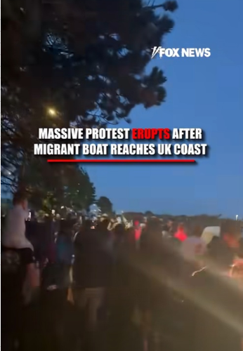 Hundreds Protest in Portsmouth After Migrant Boat Carrying 140 Reaches UK Coast