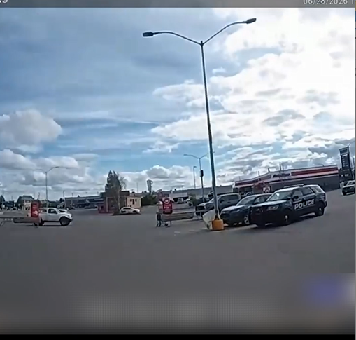 Alaska Officers Shoot Armed Felon During Foot Pursui