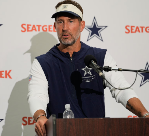 ÚLTIMA HORA: Apenas horas después de ser cortado, un exestrella de los Cowboys es detenido por desorden público en estado de ebriedad — Las acciones de Dallas redefinen “familia” para la NFL