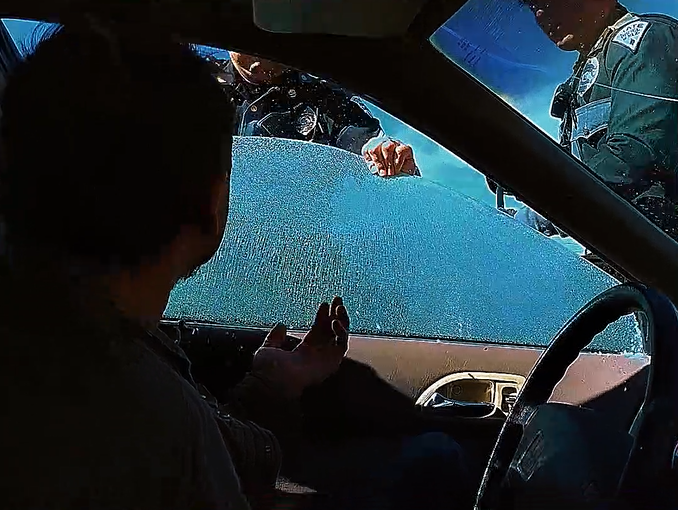 Traffic Stop Escalates as NM State Police Break Driver's Window