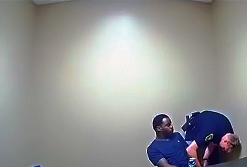 Police Bodycam Shows Murder Suspect Reaching for Officer's Gun
