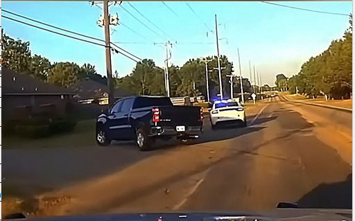 WILD HIGH-SPEED CHASE ENDS WITH PIT MANEUVER IN MULBERRY, ARKANSAS