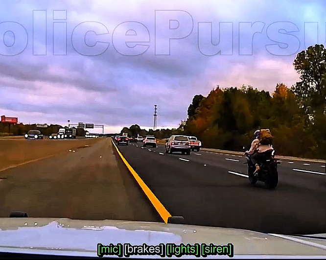 Wild Arkansas High Speed Chase With Motorcycle