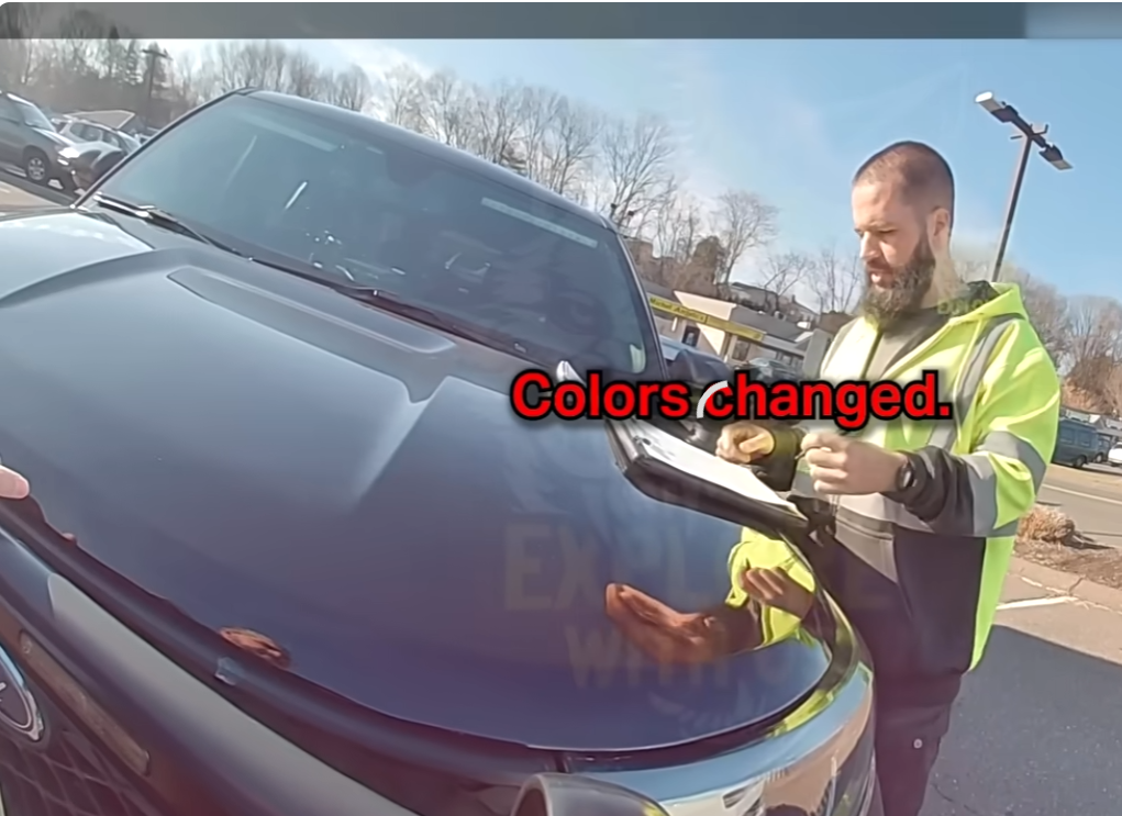 🚔💥 Caught on Camera: Connecticut Officer Punches Man During Heated Road Rage Incident 👊🚨