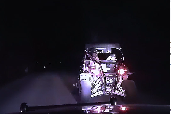 Police Cruiser Struggles to Keep Up With a Polaris RZR