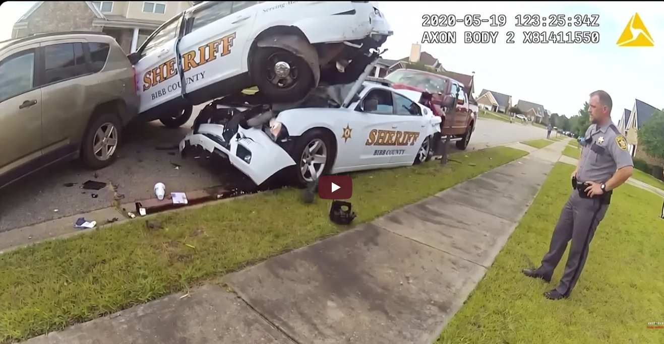 Husband Takes 3 Children After Divorce Papers — Then Rams Into Police Cars
