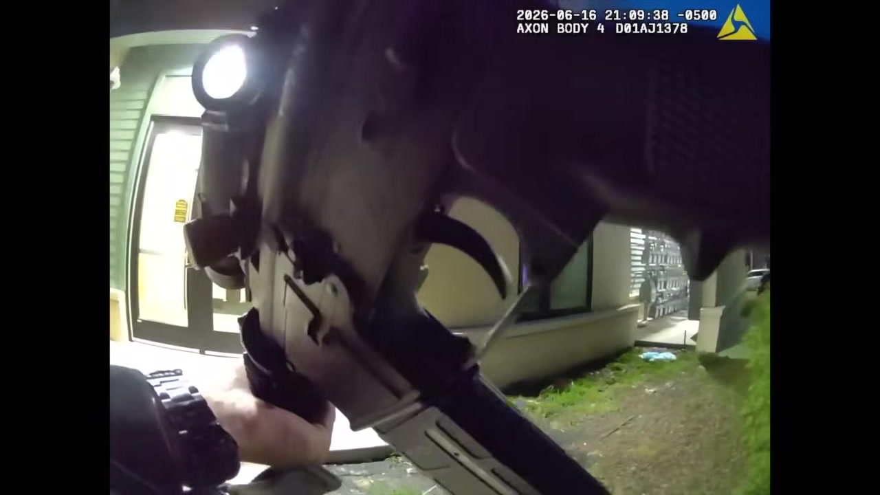 Bodycam: Milwaukee Police Confront Armed Suspect Inside Building