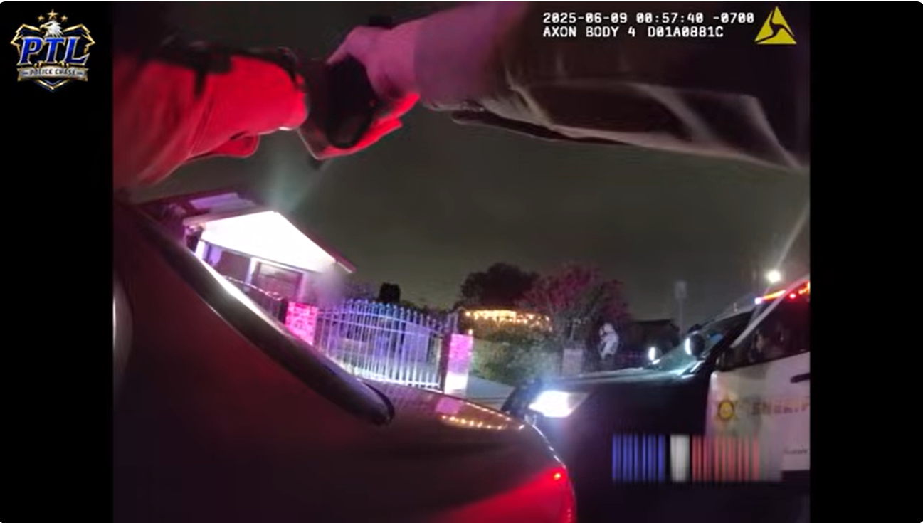 Police Rush In As Suspect Attacks Victim With A Weapon During Home Burglary
