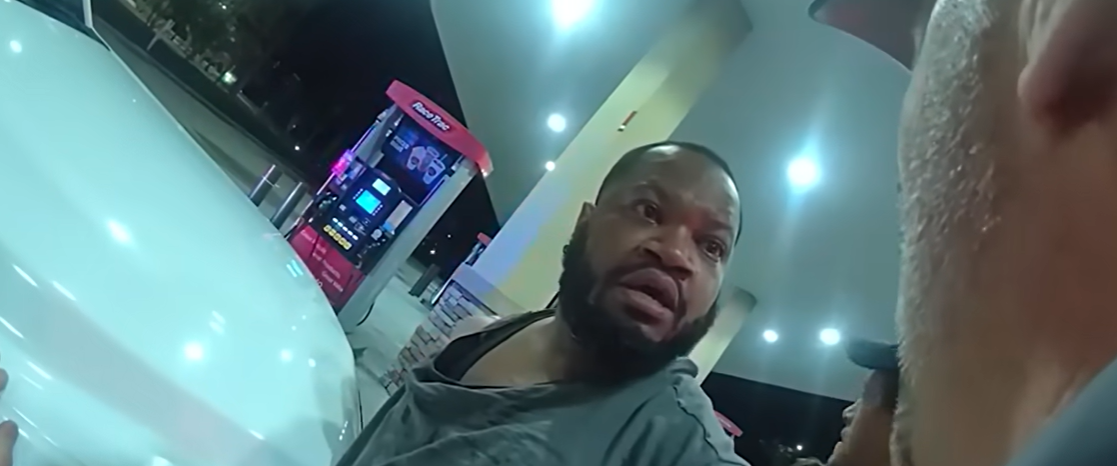 Court Worker Fights Family Member — Then Resists Police